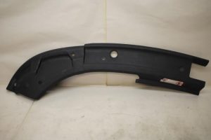 17796767 – 8N0860441E – Headlight cover left