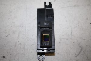 17812088 – 4E1905218B – Start/Stop schakelaar