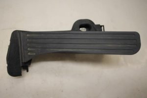 17796047 – 1K2721503M – Accelerator pedal