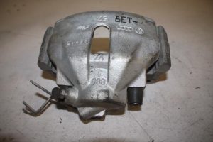 17806746 – 8E0615124A – Remklauw (Tang) rechts-voor