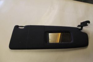 17786277 – 8N8857552A15F – Zonneklep