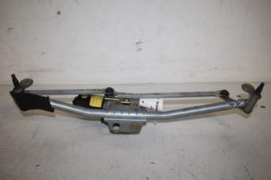 17814113 – 8N1955023 – Wiper motor + mechanism