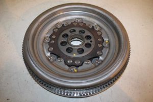 17819545 – 06K105266J – Vliegwiel