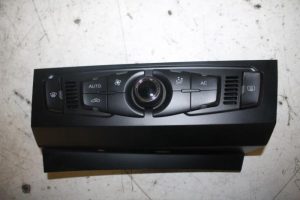 17816749 – 8T1820043TXZF – Climatronic Panel