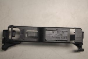 17809781 – 8W0907741 – Steun (diversen)