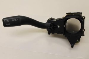 17794985 – 8E0953513A4PK – Steering column stalk