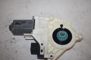 17806848 – 4F0959802C – Fenstermotor Tür