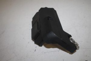 17809743 – 8W0915459E – Steun (diversen)