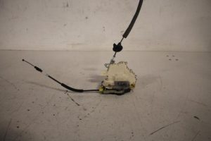 17815161 – 8J1837015C – Door lock mechanism 4-door, front left