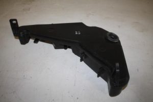 17826522 – 8R0955453B – Front windscreen washer reservoir