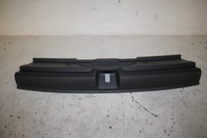 17816892 – 81A863471B4PK – Abdeckung Stürmer Keil hinten