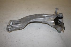 17819847 – 4M0413038H – Schokdempervork rechts-voor