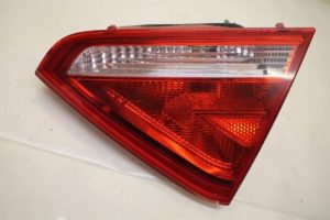 17798673 – 8T0945094 – Achterlicht rechts
