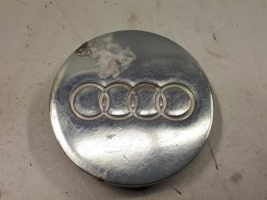 21272168 – 4D0601170AZ33 – Nabenkappe