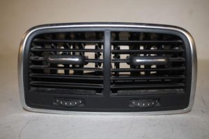 17814157 – 4G08192036PS – Luchtrooster achter