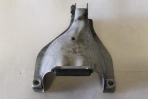 17793614 – 8K0399060C – Steun (diversen)