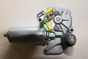 17861357 – 895955713 – Rear wiper motor
