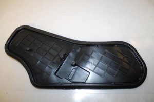 17793608 – 8R0839915D – Deurplaat 4Deurs links-achter