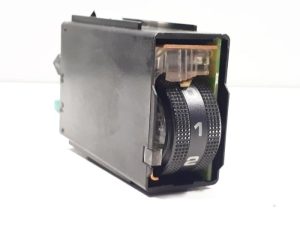 20475653 – 8D0963563C01C – Stoelverwarmings Schakelaar