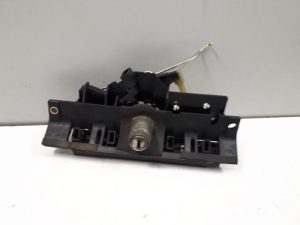 18822945 – 8D9827565C – Slotmechaniek Achterklep