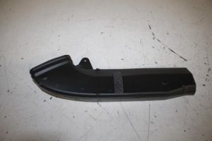 17810102 – 8W1819655A – Luchtgeleider