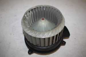 19060097 – 4H1820021B – Kachel Ventilatiemotor