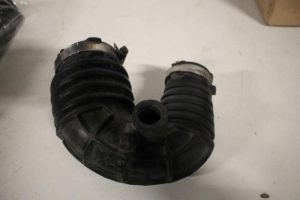 17818793 – 4F0129615K – Ansaugschlauch Luft