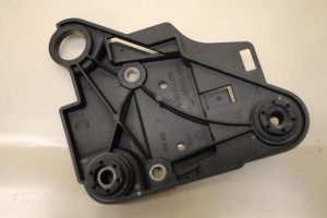 17798221 – 5Q0614235 – Steun (diversen)