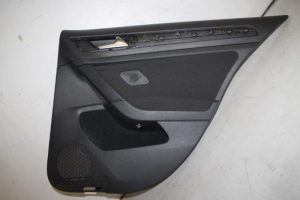 17831096 – 5G6867222ABNM – Portierbekleding 4Deurs rechts-achter