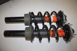 17825393 – 4G8413031H – Schokdemper set