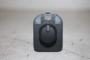 17816211 – 8E09595654PK – Spiegel Schakelaar