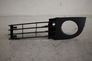 17813214 – 4B0807681T01C – Stoßstangenrost