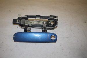 17830804 – 4B1837205B – Türgriff 4-türig links vorne