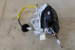 17793748 – 4F0839016A – Deurslot Mechaniek 4Deurs rechts-achter