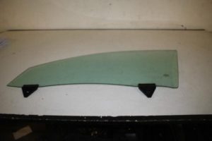 17829573 – 8H0845201A – Portierruit 2Deurs links