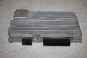 17806976 – 8T1035223 – Radioverstärker