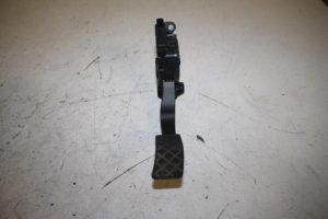 17812152 – 8K1723523A – Accelerator pedal