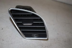 17830736 – 8T1820902FWVF – Luftgitter Armaturenbrett