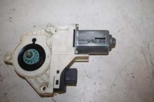 17806847 – 4F0959801C – Fenstermotor Tür