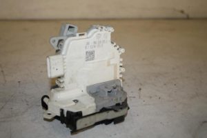 17831394 – 8K0839015C – Rear door lock mechanism 4-door, left