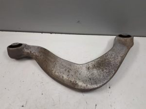 18639740 – 8K0505324H – Draagarm boven rechts-achter