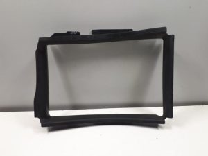 20713240 – 4K8121706 – Luchtgeleider