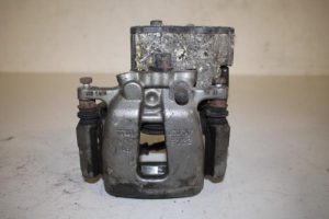 17817938 – 4E4615403C – Bremszange links hinten
