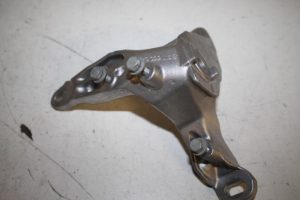 17811617 – 4M0399114B – Getriebe Halterung