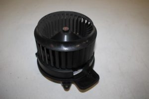 17818145 – 4H2820021B – Heating and ventilation fan motor