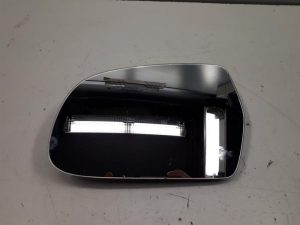 20367371 – 8K0857535E – Spiegelglas links