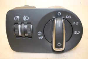 17796272 – 8P2941531AC5PR – Light switch