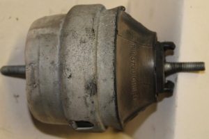 17786421 – 8D0199379J – Motorlager