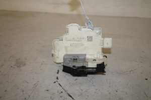 17813913 – 3C4839016C – Rear door mechanism 4-door, right