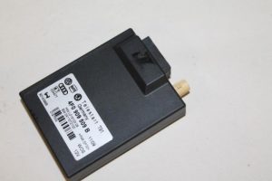 17787952 – 4F0909509B – Computer Kachel